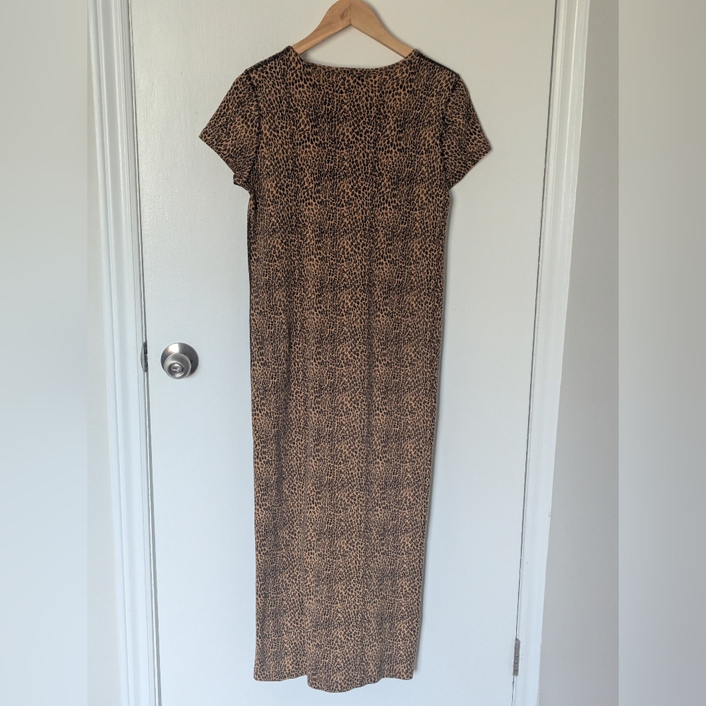 Vintage Jones New York Leopard Print Short-Sleeve Maxi Dress - Picture 2 of 4